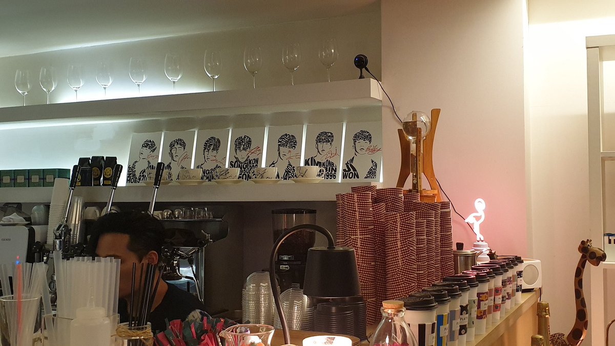 PLATTE, a cafe owned by Jinhwan’s sister gave out hanbin’s slogans on multiple occasions. Donghyuk was also spotted using an OT7 cupholder