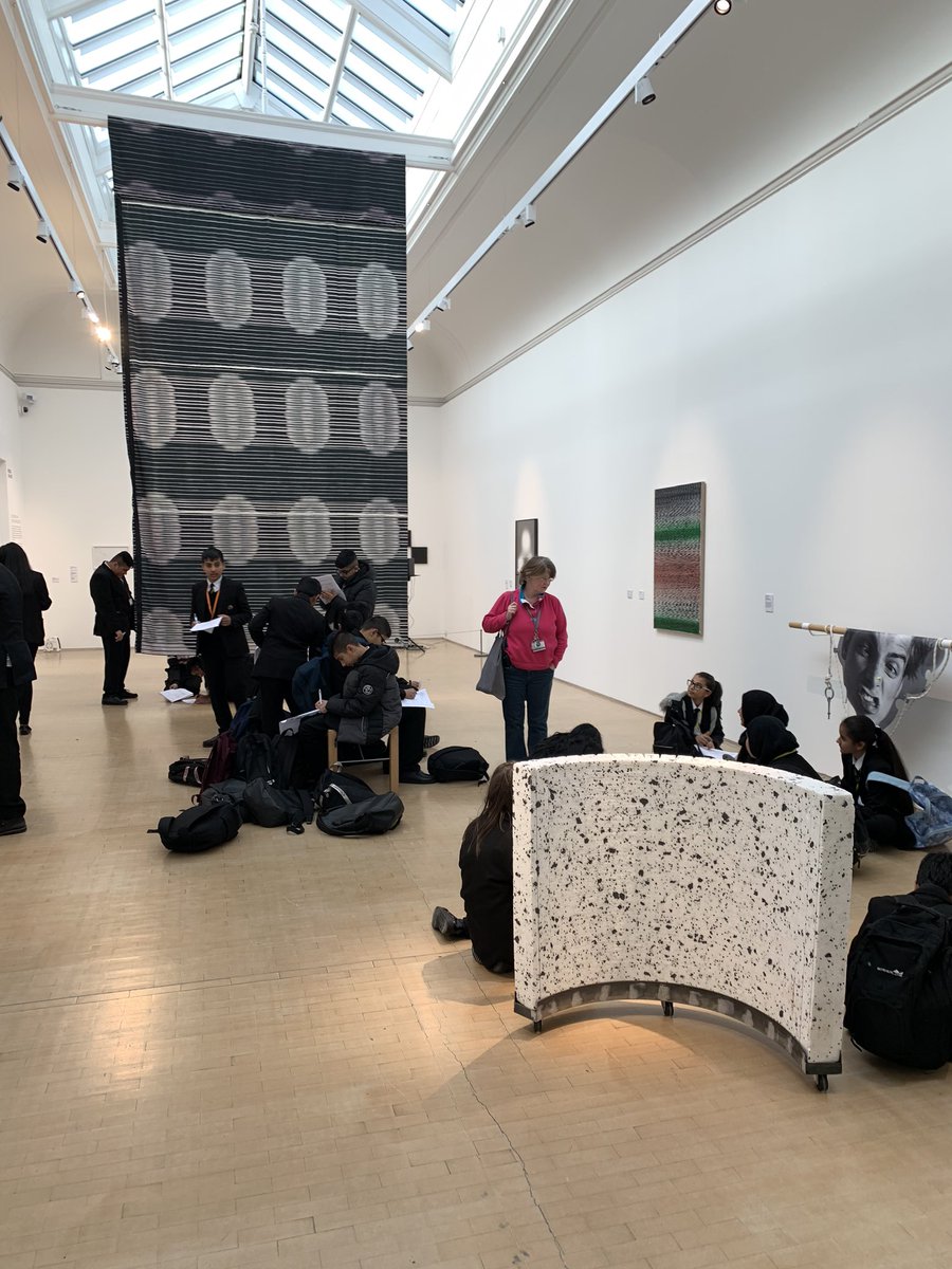 UAK1's tweet photo. 2nd stage of the UAK Leeds Cultural Day takes us to Leeds Art Gallery @LeedsMuseums #viewingart #seeingquestions #culture https://t.co/G3xV6bi1fU