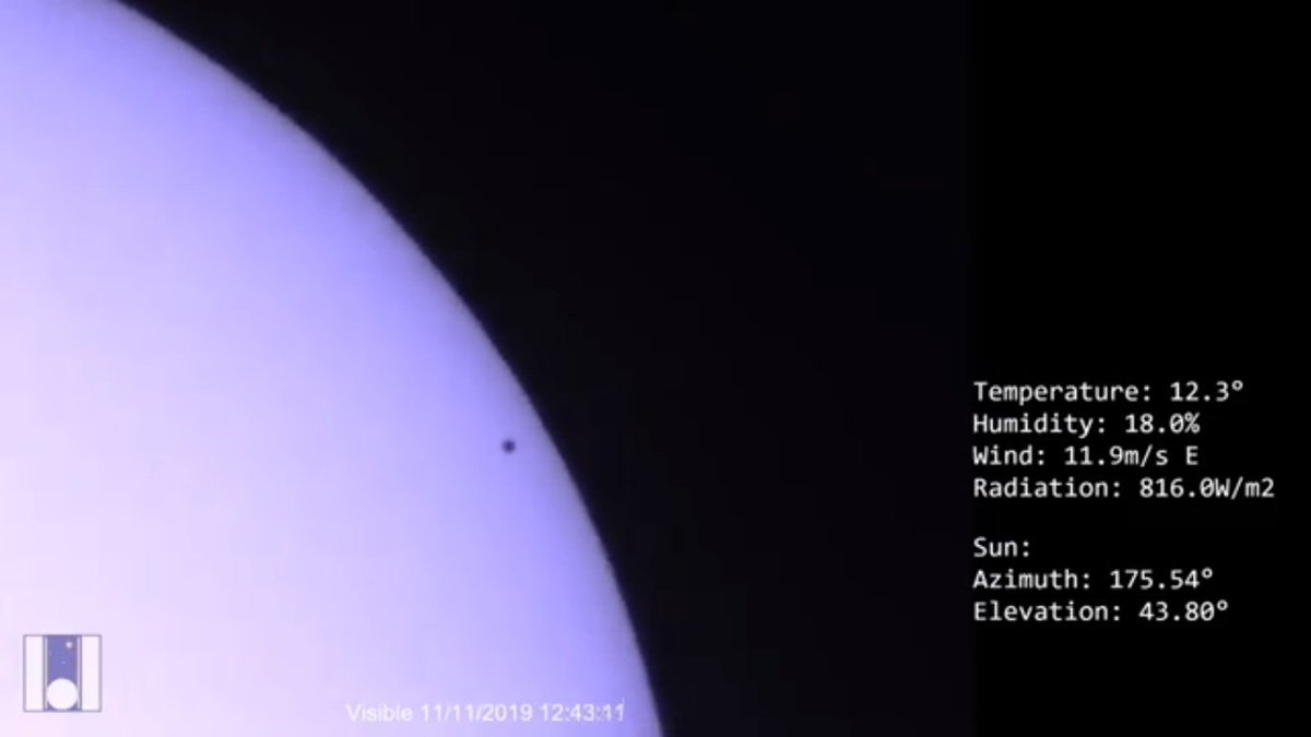andreabettini's tweet photo. Vedete quel puntino nero sul disco solare? Il #transito di #Mercurio davanti al Sole è iniziato! Immagine dal Telescopio Nazionale Galileo dell'INAF.
Qui la diretta streaming:
https://t.co/TczRSxtATR https://t.co/5U5G0soBLa