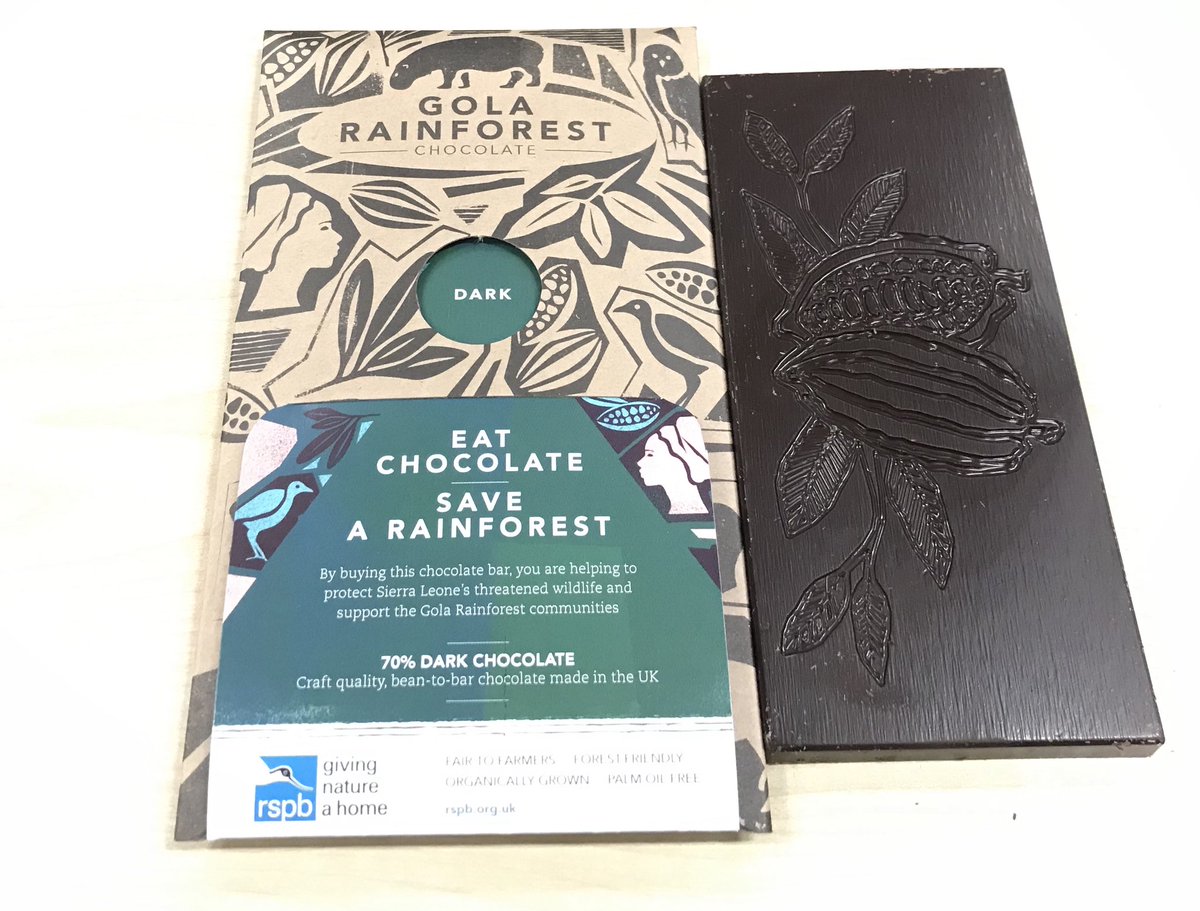 Many reasons to enjoy this lovely bar. Made by ⁦@chocolarder⁩ with cacao from Gola Rainforest in Sierra Leone and revenues to communities there. Great Xmas gift from rspb.org.uk. Also see ⁦@twinfairtrade⁩ ⁦@Golarainforest⁩ ⁦@divinechocolate⁩