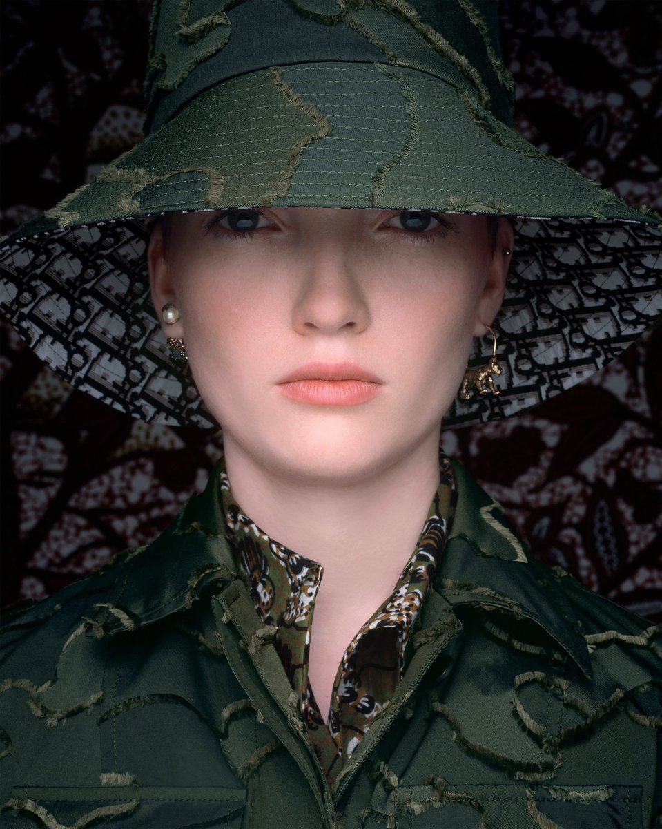 Dior (@Dior) on Twitter photo 2019-11-11 09:01:16 Discover the reinterpreted camouflage motif featured on the latest pieces in the #DiorCruise 2020 collection by Maria Grazia Chiuri, now available on.dior.com/cruise2020. Discover the reinterpreted camouflage motif featured on the latest pieces in the #DiorCruise 2020 collection by Maria Grazia Chiuri, now available on.dior.com/cruise2020.