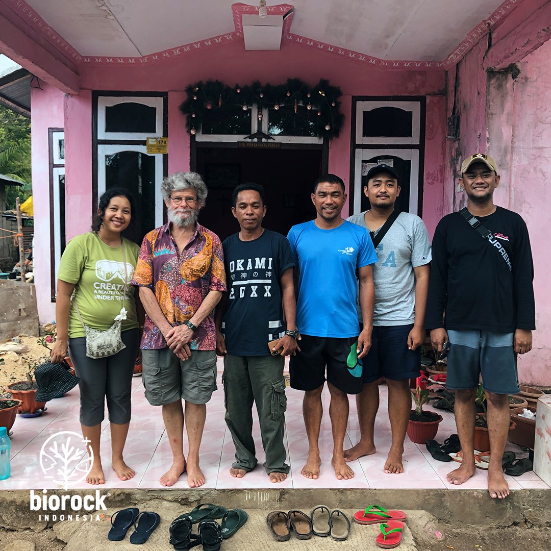 BiorockI's tweet photo. Biorock Indonesia visited the site of biorock in Gangga Island, North Sulawesi to monitor the coral reef restoration project and shore protection. In addition, our team also made a visit to the village of Gangga 1 to discuss about the programs that will be done in the future. https://t.co/pHTAa23T8O