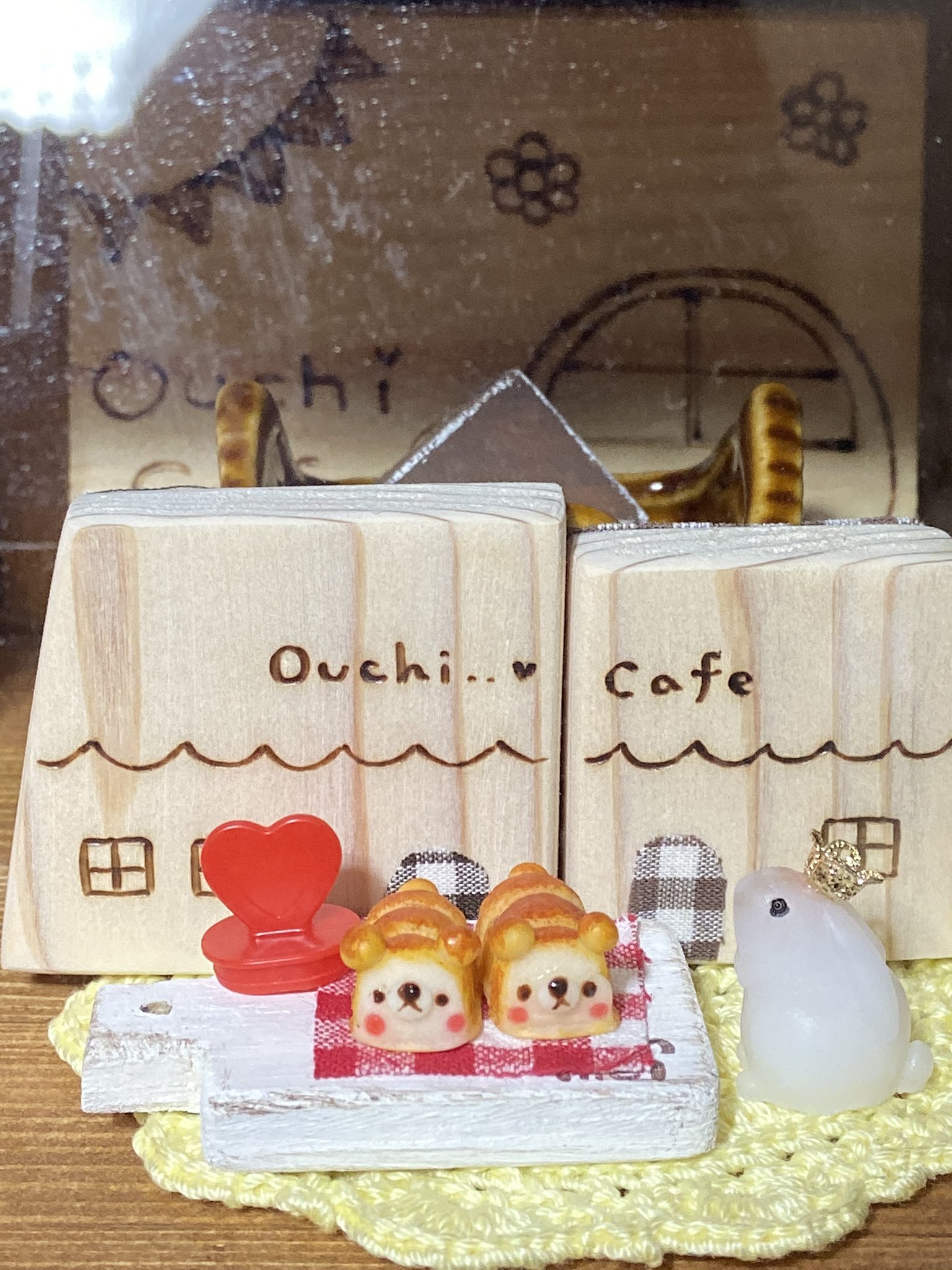 あかね こんばんは O O いつもありがとうございます 可愛い作品なで ケースの中に飾りました ハートはタピオカのなのですが やっぱり可愛いから取ってあります ハンドメイド 作品 カフェコーナー お家カフェ おうちカフェ おうちcafe あかね こんばんは O O いつもありがとうございます 可愛い作品なで ケースの中に飾りました ハートはタピオカのなのですが やっぱり可愛いから取ってあります ハンドメイド 作品 カフェコーナー お家カフェ おうちカフェ おうちcafe