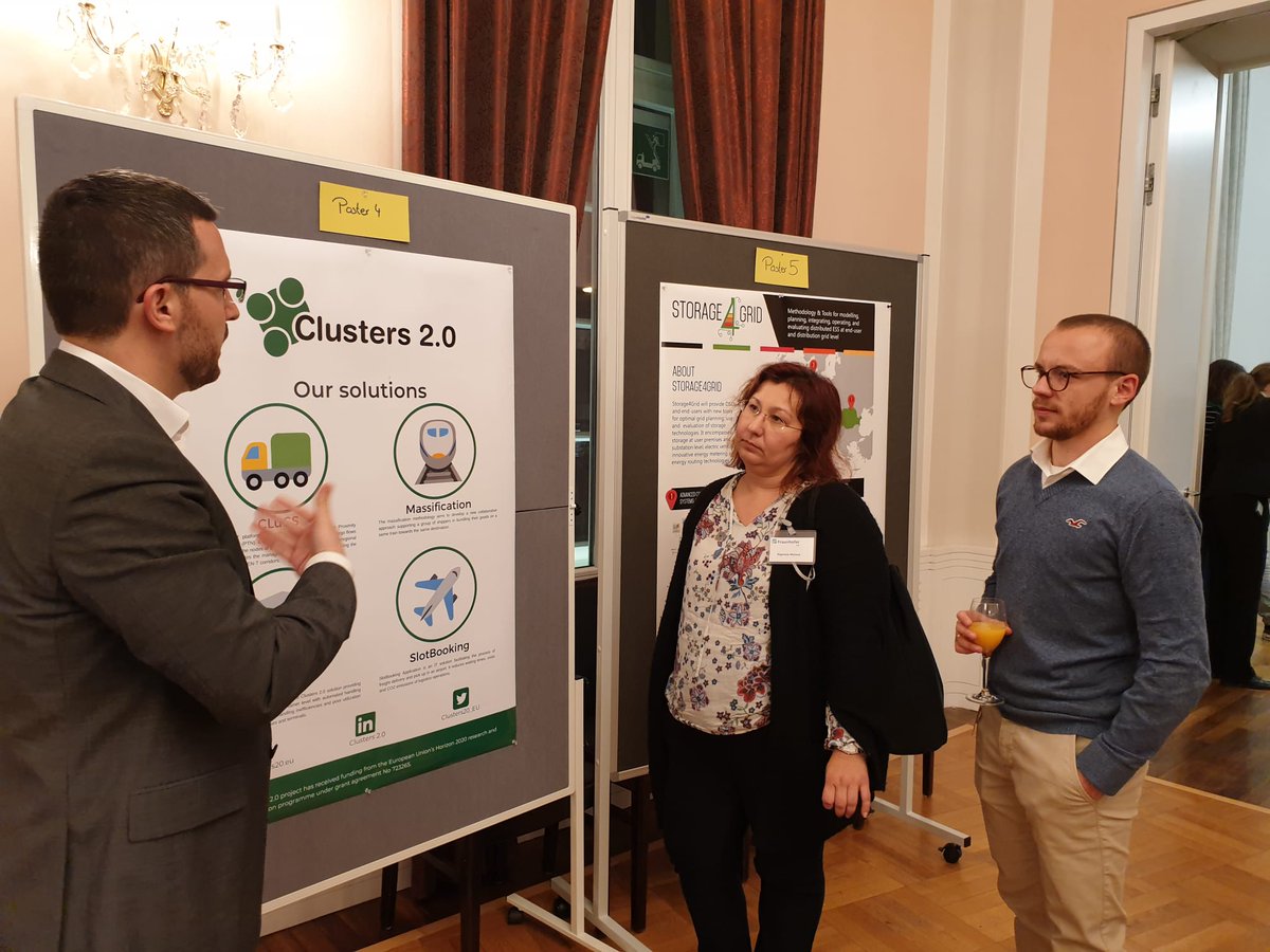 ENIDESolutions's tweet photo. Still excited about the ideas 💡 exchanged with other innovators of #SmartCities #energy #Intelligentprocesses during the #postersession with @harmony_h2020 and @Clusters20_EU at #ndtbrs
#Innovation #Bonn @Fraunhofer_FIT @jvicentpastor https://t.co/8eKOpgOtBW