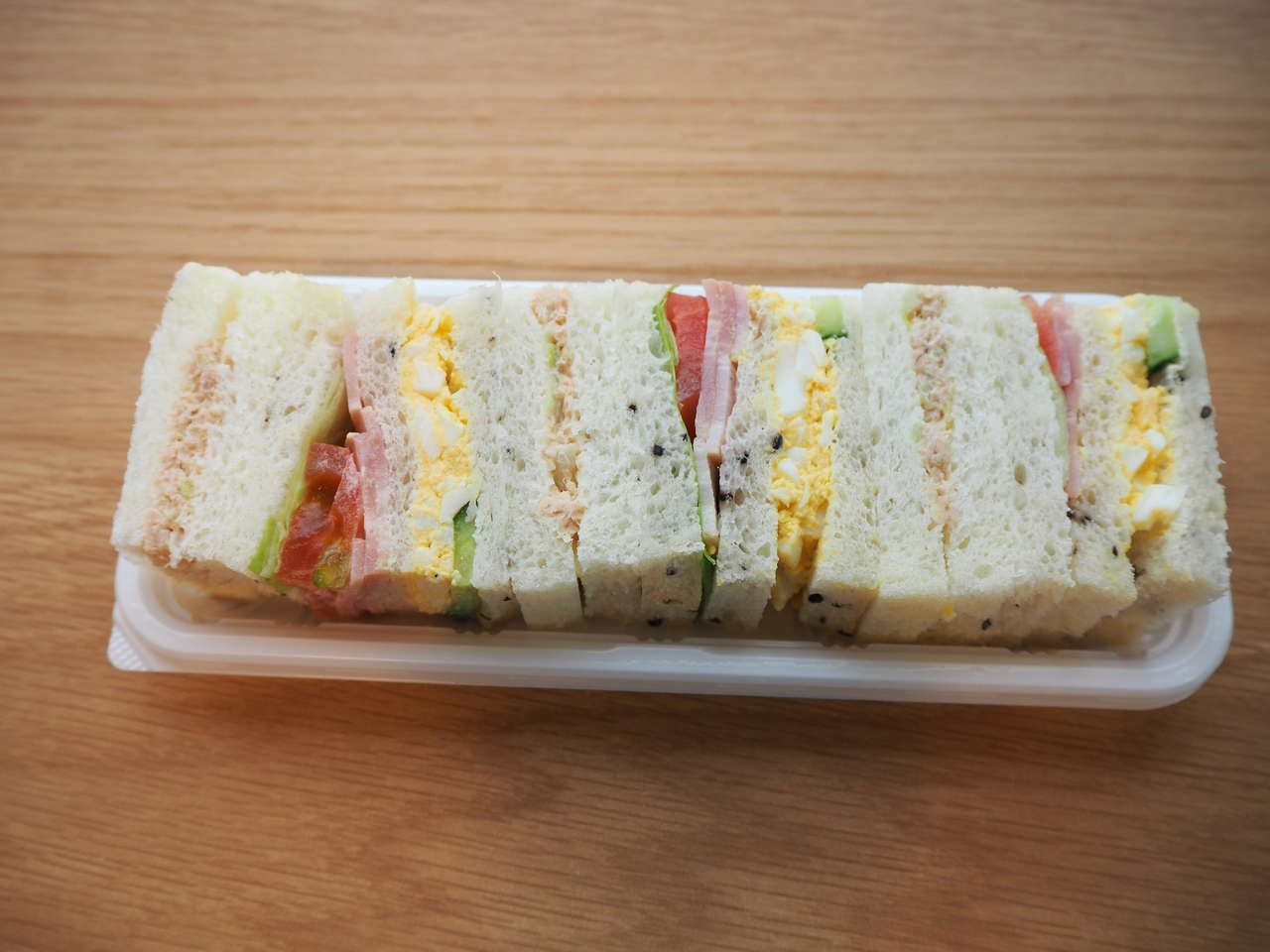 Photo阪急 阪急電鉄 美味しいパンと可愛いイラストに癒される パンネル T Co O0z2wf4hca 食パンはトースト してみると中はモチモチのまま 外側がサクサク サンドイッチはレタスがシャキシャキ パンはフワフワ ピザはチーズがたっぷり乗っ Photo阪急 阪急電鉄 美味しいパンと可愛いイラストに癒される パンネル T Co O0z2wf4hca 食パンはトースト してみると中はモチモチのまま 外側がサクサク サンドイッチはレタスがシャキシャキ パンはフワフワ ピザはチーズがたっぷり乗っ