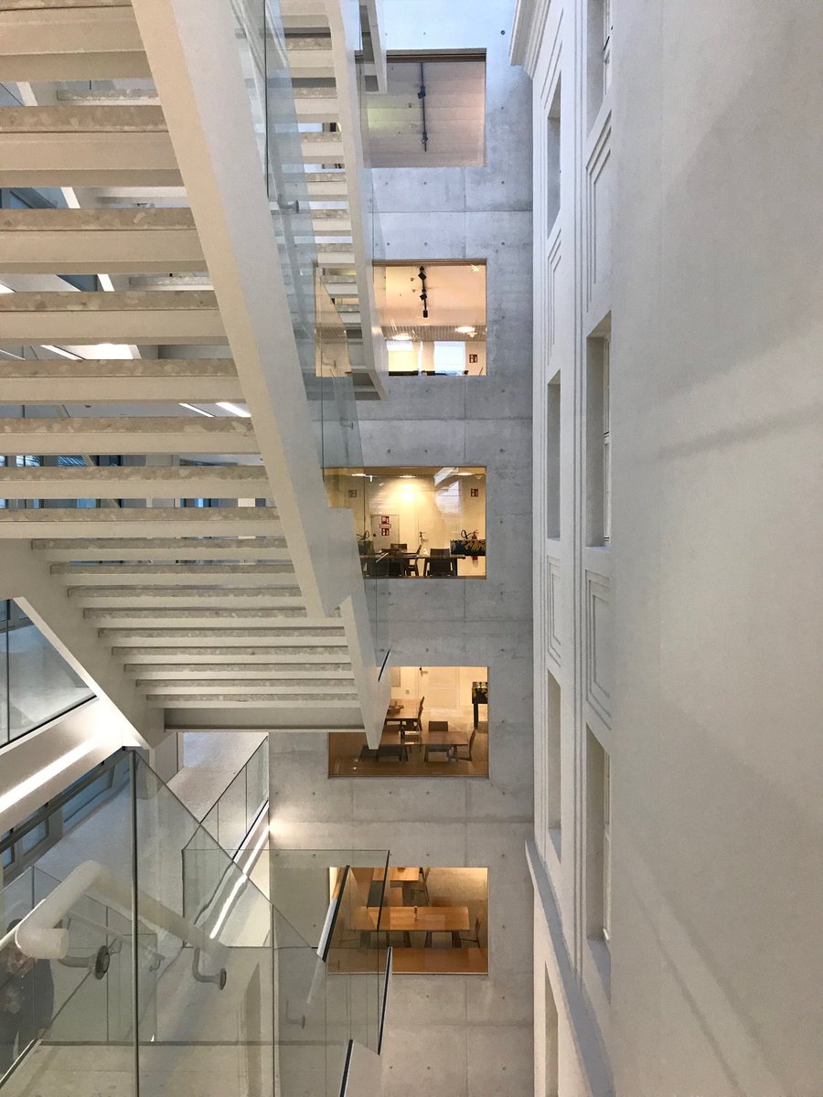 IAO_Office21's tweet photo. #Office21 zu Gast in Wien: Wieder ein tolles Treffen, aber auch ein toller Austausch zu #OfficeAnalytics und #CognitiveEnvironments. Ergänzt von Vorträgen unserer Projektpartner, des Institutsleiters Prof. Dr. Wilhelm Bauer und Best-Practice-Visits. #FraunhoferIAO https://t.co/wNjLmeukvV