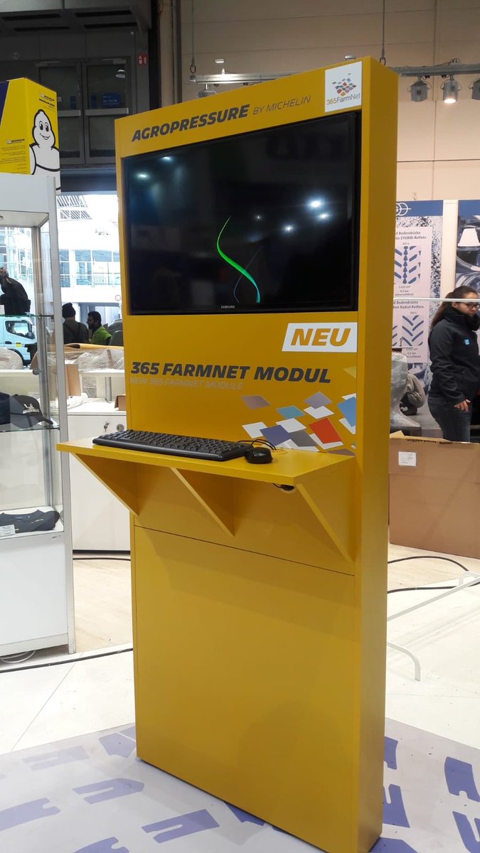 Eric365FN's tweet photo. 🚜Retrouvez tous les avantages d’AgroPressure by @MichelinAgriFR à #Agritechnica, votre outil d’aide à la décision pour une pression intelligente de vos pneus et dispo sur #365FarmNet - Hall 3 stand D06 🤗
Une équipe au top vous accueille et vous explique tout 👍🏻💪🏻 https://t.co/Vry7Ie7Syl