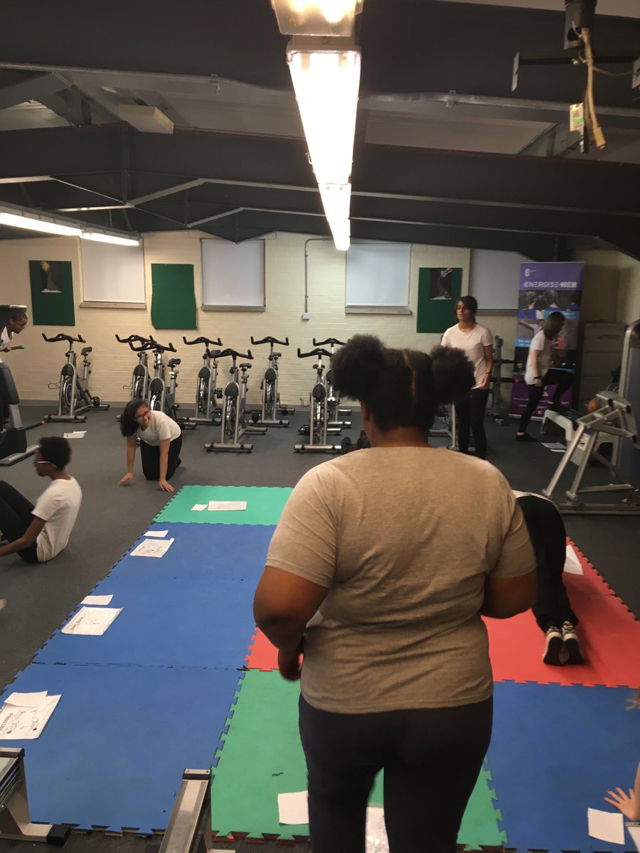 The girls fitness program on Wednesday @ShawlandsPe in full swing for a 6 week block .
Can she do a pressup? #AYESHECAN @EnergiseHer