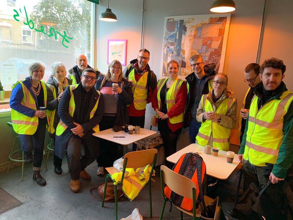 rectripp's tweet image. So grateful to volunteers who turned out at 8am and then stood in the road / gave out leaflets / chatted to passers by / pointed out the road closure signs. Big thanks also to @Freds_London for hosting us so warmly. @velocene @forzagaribaldi @jamogram #healthyschoolstreets