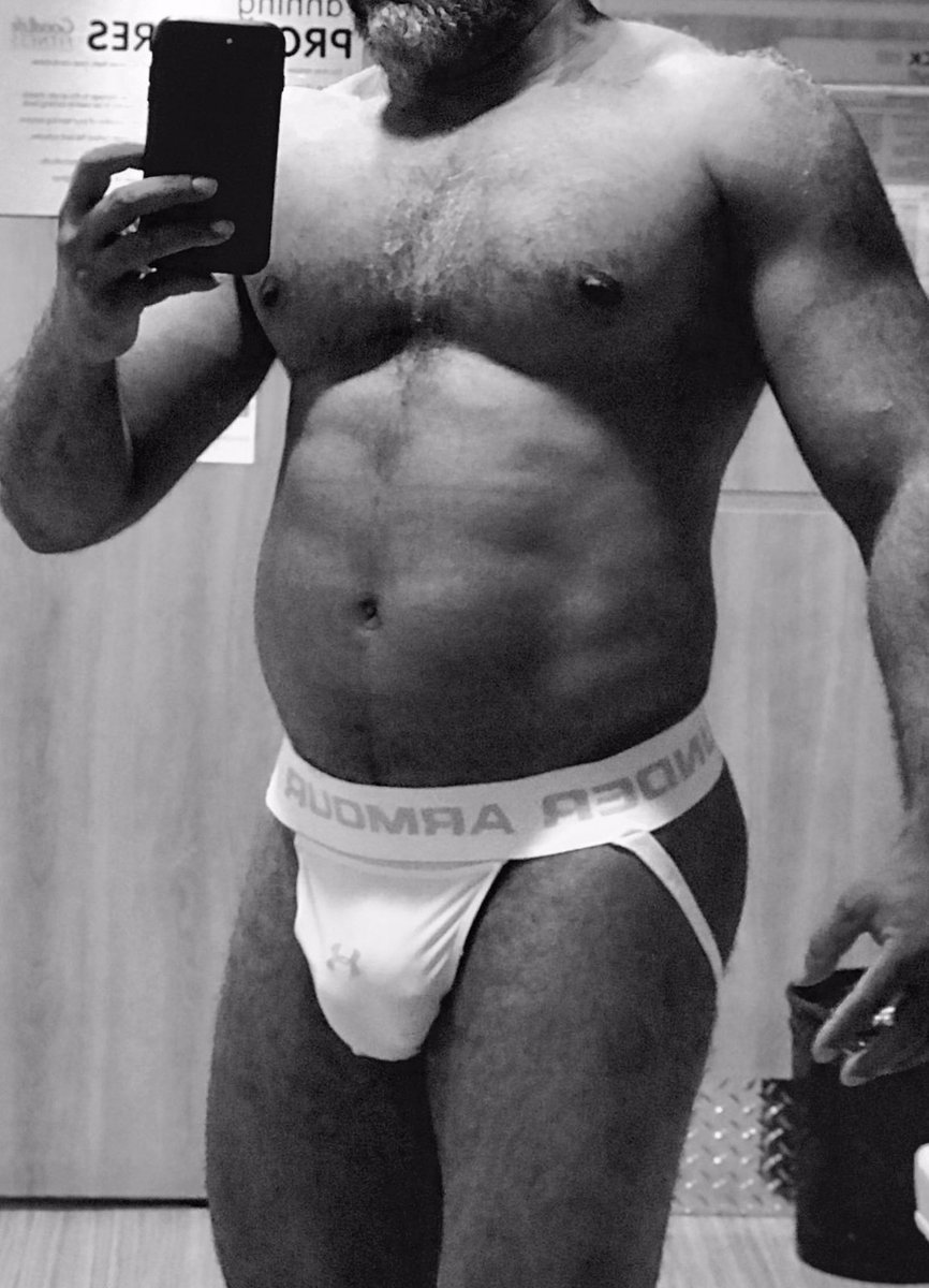 Muscle128Teddy's tweet photo. Black&amp;White https://t.co/FtiqctzzRH