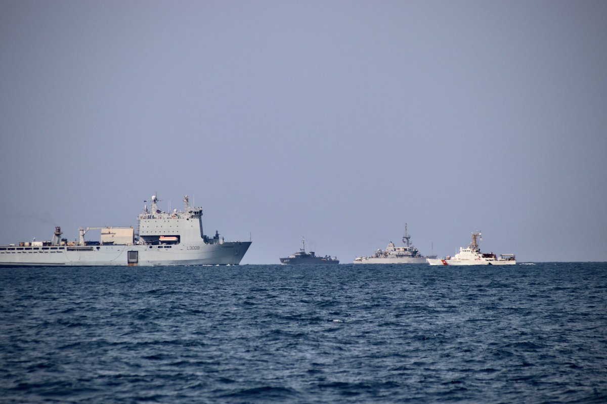 tatxceo's tweet photo. The International Maritime Exercise was wild. (Arabian Gulf) #IMX19 https://t.co/BpBOYewzol