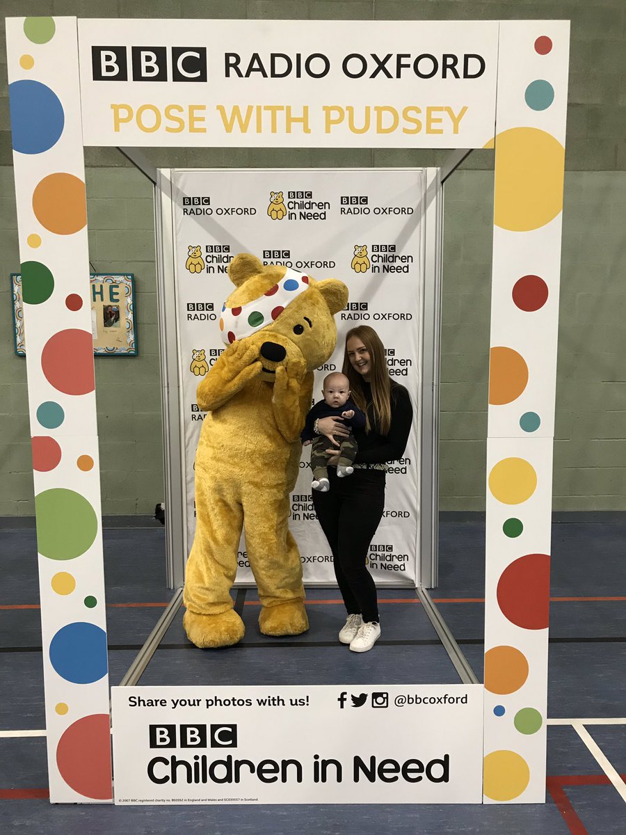 Pudsey just met his youngest fan of the day yet! He’s getting so many cuddles <a href="/Spiceball_LC/">Spiceball Leisure</a> in Banbury. We’re here until 1230pm 💛 <a href="/BBCCiN/">BBC Children in Need</a> #PosewithPudsey