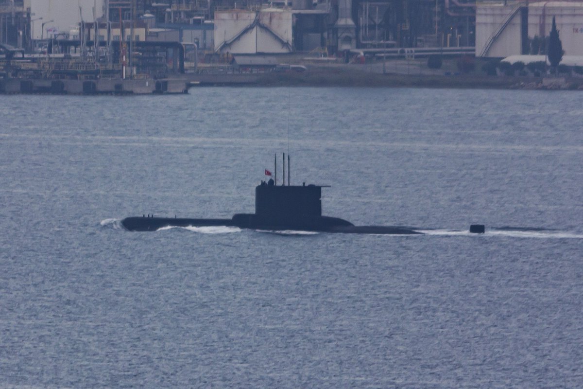 OguzEroguz1's tweet image. #TurkishNavy's #AyClass #Type209/1200 #submarine #gölcük