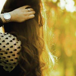 Heyy_Listen's tweet photo. تم سے بہلے گی کب، اداسی ہے
آج دل میں عجب اداسی ہے

آسماں ، رنگ ، سنگ ، شعر ، صدا
دل سے دیکھوں تو سب اداسی ہے

مانگنا کیا ہے بے دلی کے بعد
اور کیا چاہوں جب اداسی ہے

نیستی ہے کمال ہستی کا
انتہائے طرب اداسی ہے

دل میں بس دو مکین رہ پائے
پہلے الفت تھی اب اداسی ہے https://t.co/5TZAhIeAfB