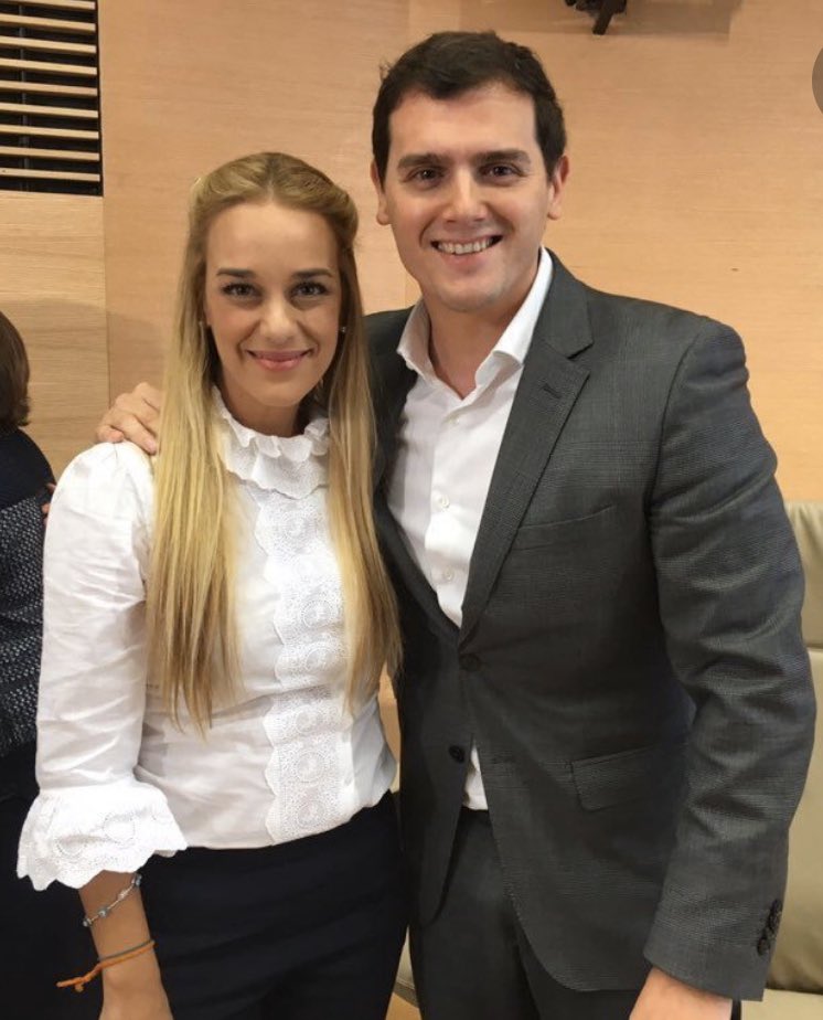 ErikaOSanoja's tweet photo. Paso por aquí a dejar esta foto y me retiro lentamente... #elquesemeteconVenezuelaseseca. https://t.co/9o6CooyoQQ