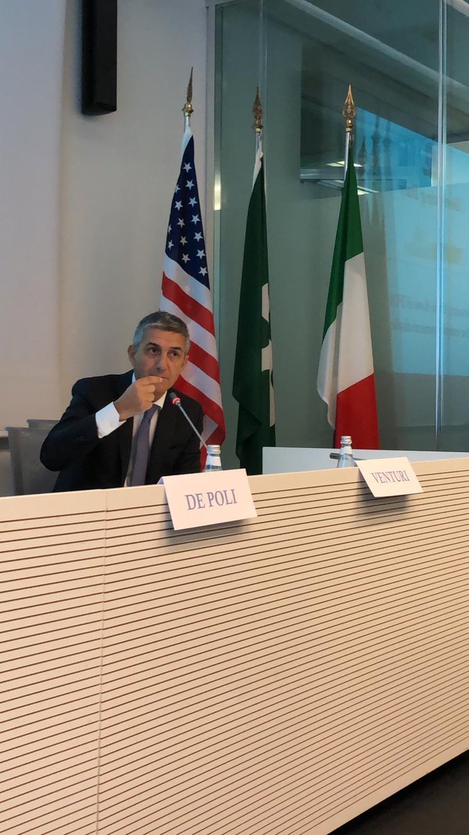 Sono molto orgoglioso delle nostre attività di Social Innovation in <a href="/HPE_IT/">HPE Italy</a>. Abbiamo conseguito quest’anno grandi risultati con la passione, l'energia e l'entusiasmo dei colleghi #volontari #HPE. Investire in 🇮🇹 significa migliorare la situazione Paese anche con la solidarietà.