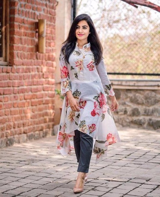 NalluCollection's tweet photo. Beautiful Rayon Fabric Hand Block Flower Design Printed Kurti With Pant Set,Fully stitched,Price:- 1500/-
For Similar Visit 👉 https://t.co/ffAhc9Bw7o
For Order/Price What-app us (+91) 8097909000
#salwar #salwarsuits #dress #dresses #longsuits #suitsonline #embroidered #floral https://t.co/5IOzWFxF96