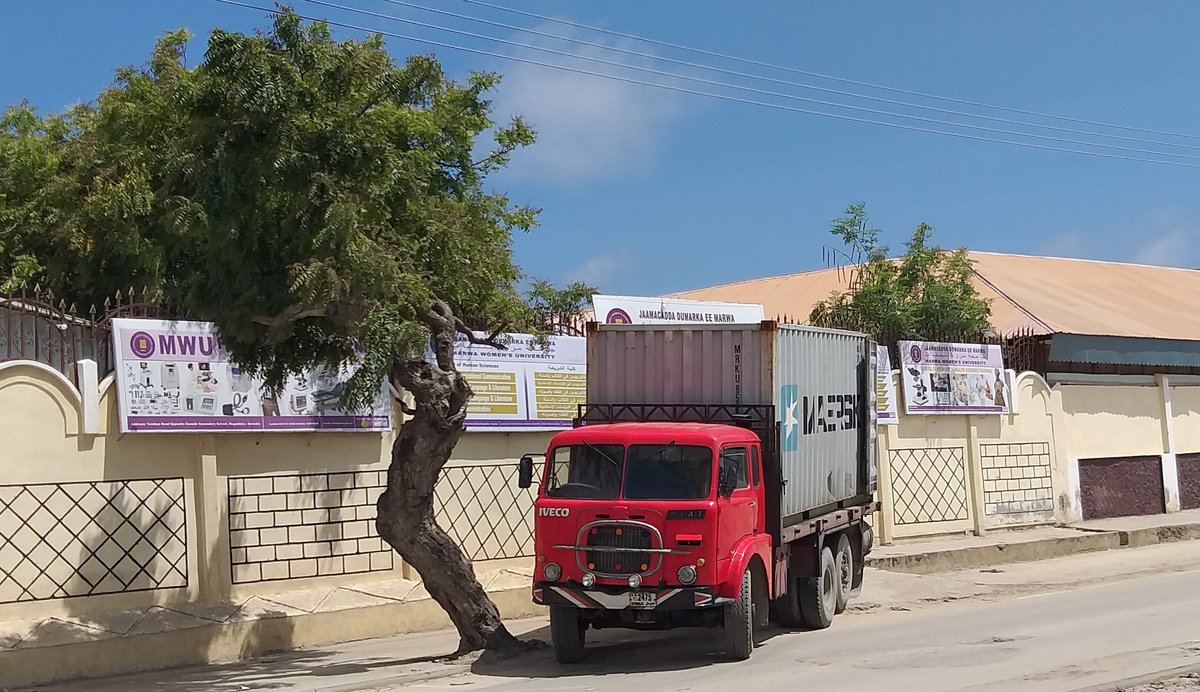 Books2Africa's tweet photo. #ShipmentHasLanded Donated books have finally arrived Somalia in a @maersk container. Thanks to everyone who helped make this possible, especially @GivingUsTheEdge. Full report to be published soon. #QuickImpact #Sunshine https://t.co/mojldywV4G