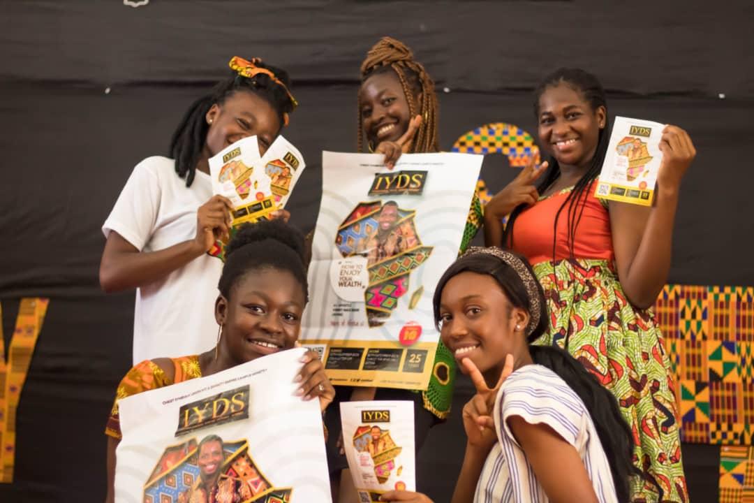 Wear Fancy Clothing tweet media