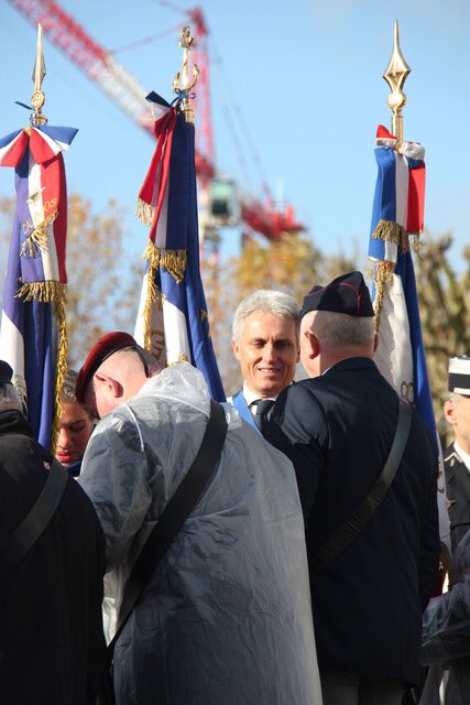 joelbruneau's tweet photo. #11Novembre : toute la matinée, #Caen a vibré au son des commémorations organisées sur divers sites emblématiques de la ville. Aux côtés des familles de Poilus et de la jeune génération, nous y avons rendu hommage à toutes les victimes de la Première Guerre mondiale. #Armistice https://t.co/VcFsHvuUvv