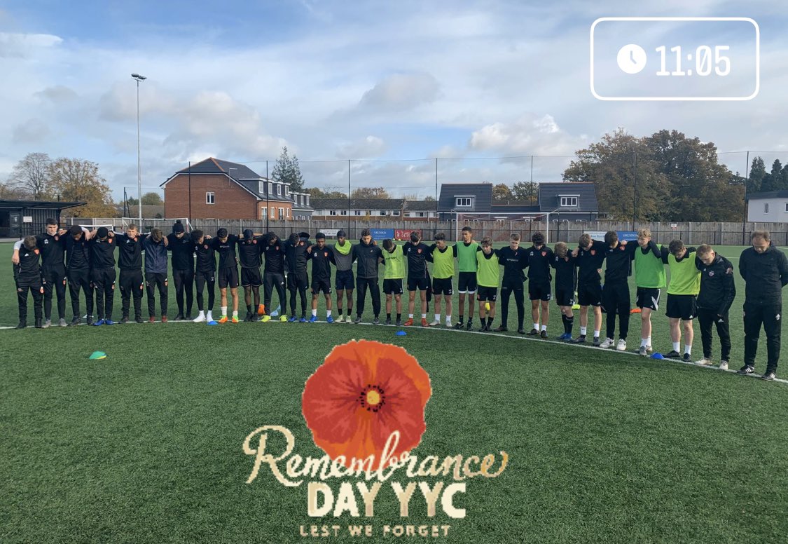 Showing our respect to those that were brave enough to allow us to live ours 💪🏼🙏🏼🇬🇧🇺🇸🇧🇼🇨🇦🇮🇳🇫🇷🏴󠁧󠁢󠁷󠁬󠁳󠁿🏴󠁧󠁢󠁳󠁣󠁴󠁿🇨🇴🇮🇪 #RemembranceDay2019 #veteransday2019