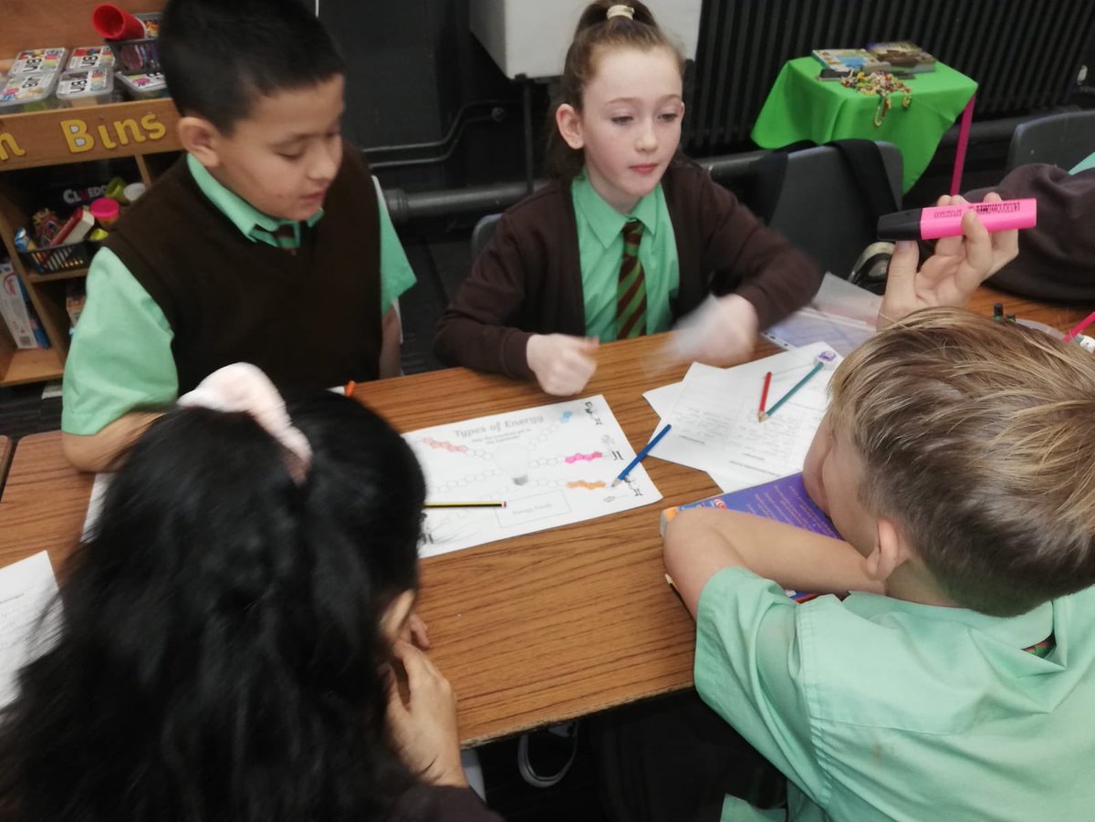 St_Denis_PS's tweet photo. P6b considering the benefits of renewable energy sources this morning! This learning experience also facilitated some moderation with our partner teachers within the Learning Community βΊοΈ #workingtogether #moderationcycle #gic20152020 https://t.co/c2zS4pTqjj