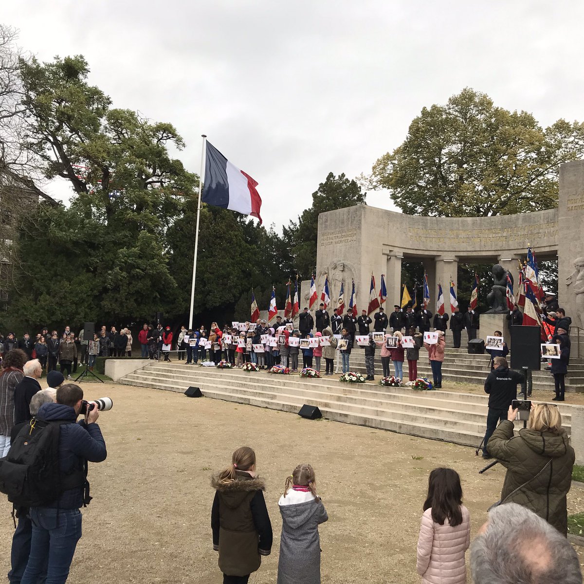 stephanejoly's tweet photo. Dernier #11Novembre, comme conseiller municipal de #Reims, ne pas oublier le sacrifice de millions d’hommes et femmes https://t.co/Qxsn3hQhVb
