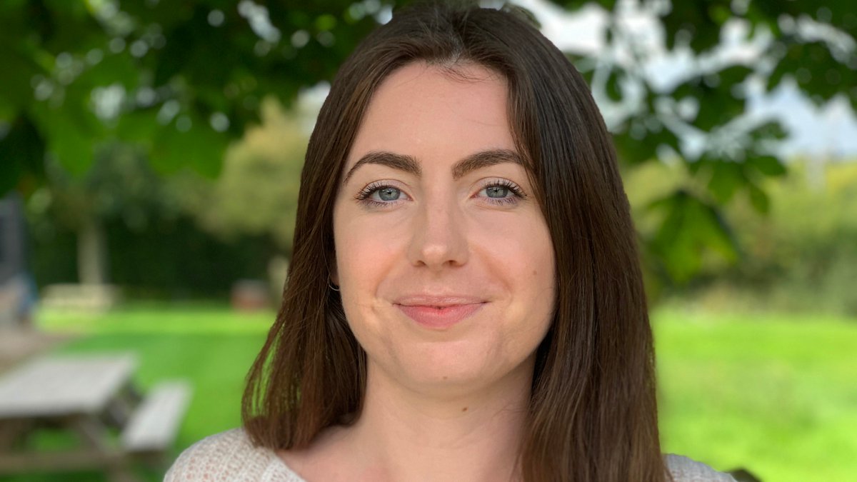 MilestoneOnline's tweet photo. “I feel privileged to work alongside such a talented group at Milestone. My skill set has developed extensively along with my own confidence thanks to consistent support." - Daisy, Graphic Designer. #milestonecreative #designagency #brandingagency #designer #graphicdesigner https://t.co/tRYw5IDy5r