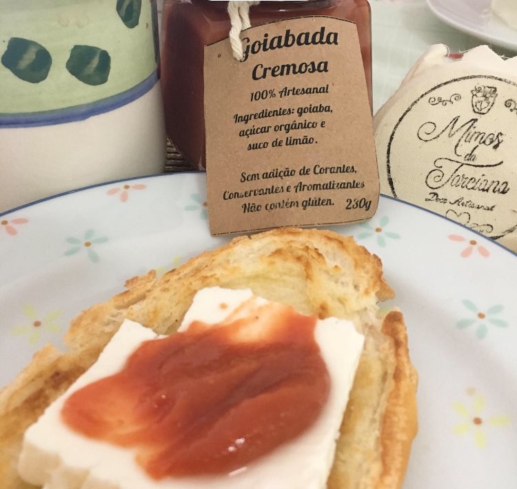 flavia_abdallah's tweet photo. When combined w organic ingredients such as lime and a bit of organic sugar, VITAMIN C in Guava results in a tasty and healthy jam❣️
#tasty
#organic
#vitaminC
#followyourgut
#RiodeJaneiro
#mimosdatarciana
#craftjam https://t.co/NpjTfhizj7