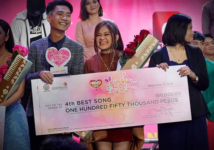 ImEggsB's tweet photo. Yung mga ngiti na ganyan yung namimiss ko eh 😊
Happy Anniv #TeamMMP 🤗💚
#MasMabutiPa
#4thBestSong
#HimigHandog2018 https://t.co/XVyeQJkY6u