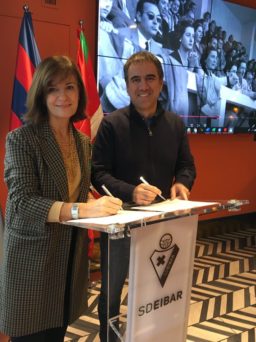 El Eibar contribuye a la digitalización de más de 60.000 fotografías del archivo de Benigno Plazaola
👉 http://bit.ly/2K7Y9qD
Eibarrek Benigno Plazaolaren 60.000 argazki baino gehiago digitalizatzen lagunduko du
👉 http://bit.ly/2ND0rAw