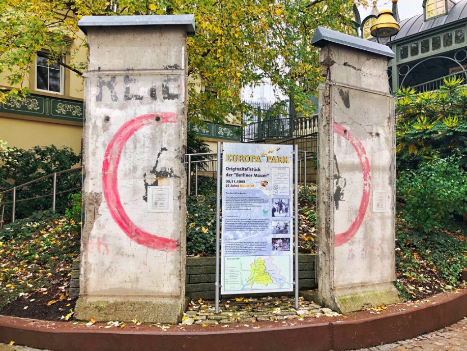 This year is the 30th anniversary of the fall of the #BerlinWall and we have a piece of it's #history right here at #EuropaPark! Who has already come across these pieces during a visit? #BerlinWall30