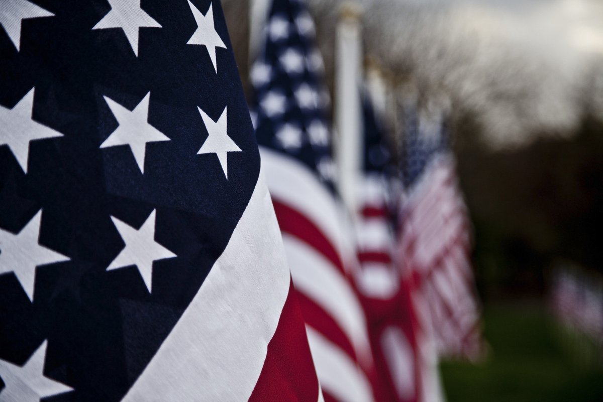 CocinaReal's tweet photo. To our men and women in uniform, past, present, and future, thank you. #VeteransDay 
...
#CocinaReal #Lawrenceburg #Tennesse https://t.co/i8XHaG4fvN