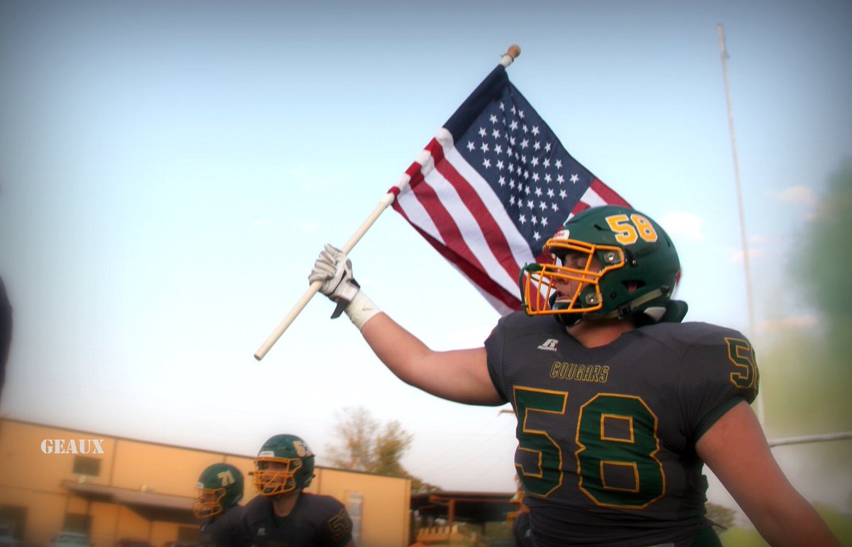 BenMerchant59's tweet photo. Thank You to every veteran, to every person who has served and is serving our great country and given of themselves for our freedom.  You are who give me the opportunity to carry this flag proudly. #ThankAVeteran https://t.co/eDHBisHE46