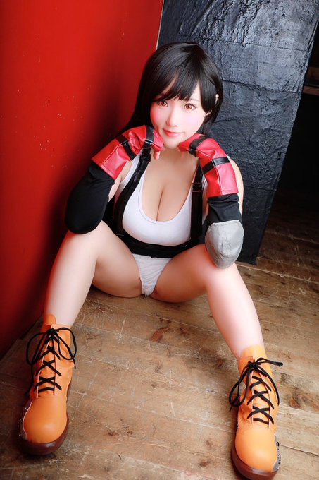 Tifa&rsquo;s original outfit is locked in my heart♡  インナーもニーハイも、いーらない！ https://t.co/yxEYbjNPSC