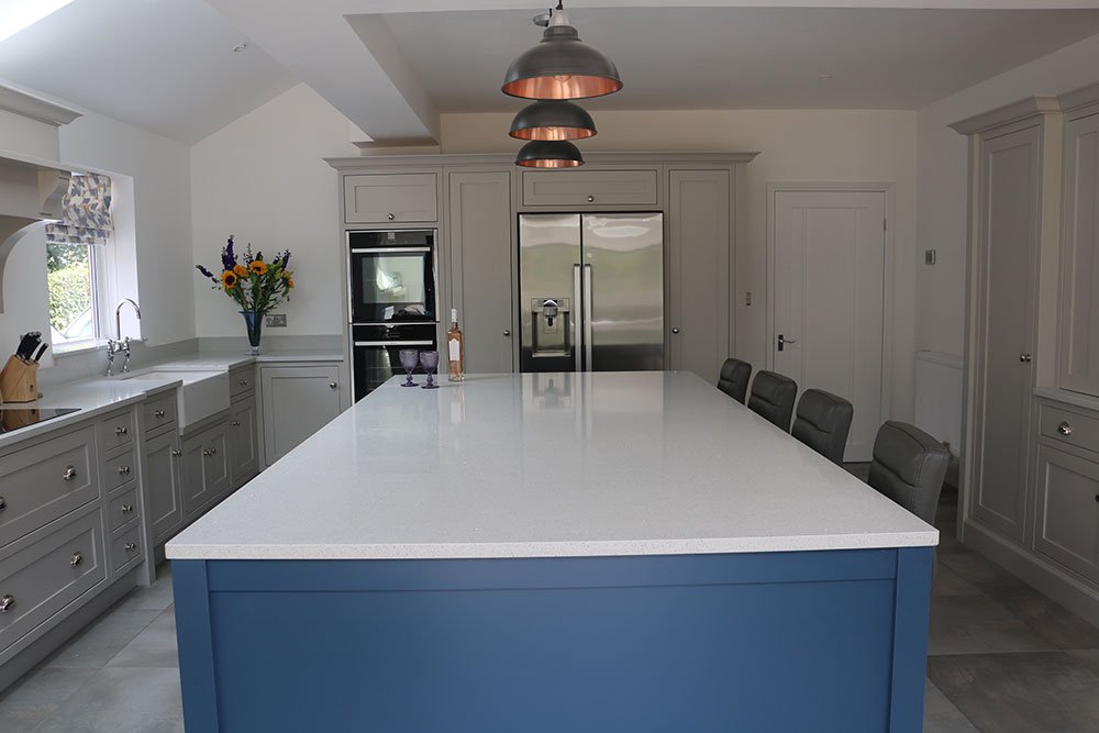 As a truly bespoke hand-made kitchen company we are able to look at every project on an individual basis and ensure that our bespoke furniture is in harmony with the architecture of the house. Take a look at this beautiful Victorian home in Altrincham.
--> bit.ly/2Ka2tFQ