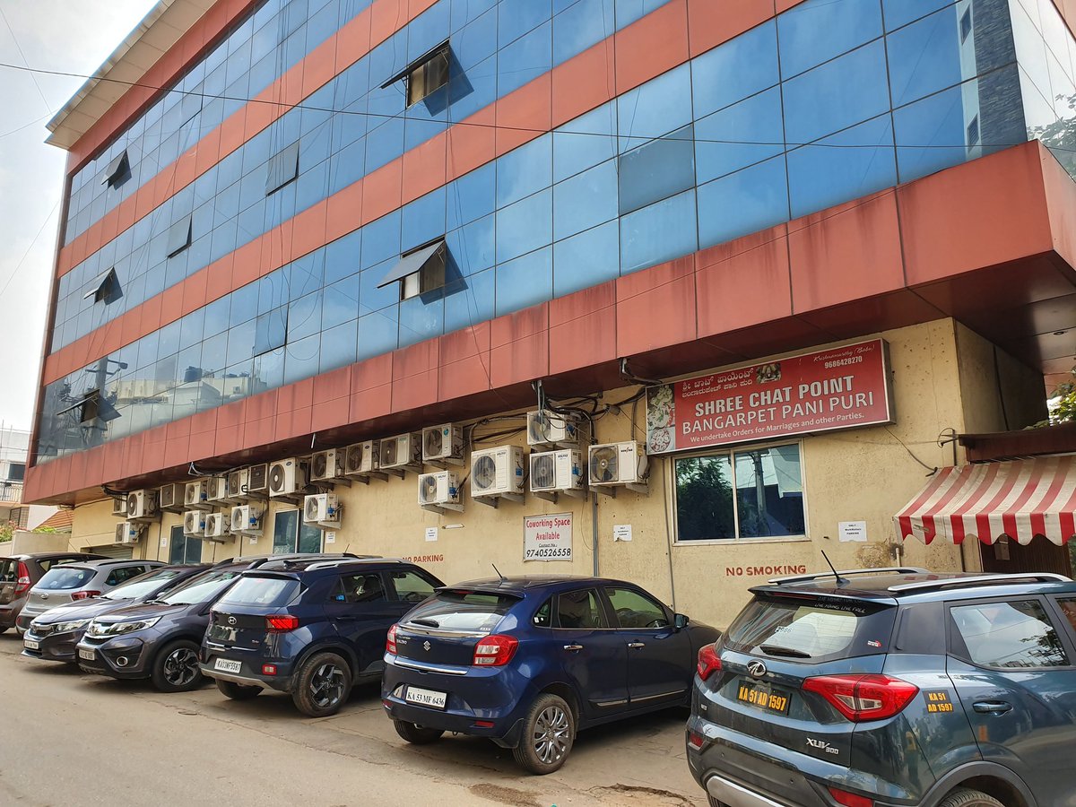 WorkMatterz's tweet photo. It's great to see that WorkMatterz #coworking space is in demand. One indication of that is the full parking lot, another great way to also know that our clients are steadily growing and doing well. https://t.co/JV6FdykVLd