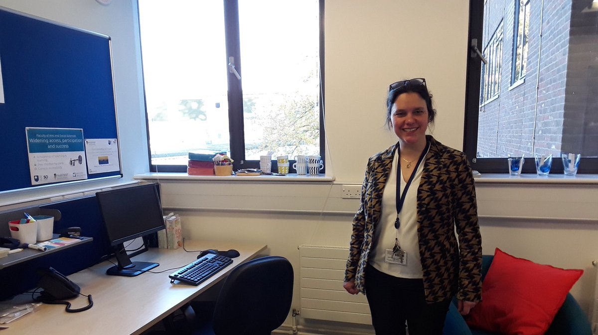 ANLecturer's tweet photo. For #AssociateLecturers from @OU_FASS - an office space we can book to use when we are in Milton Keynes with a laptop and coffee ☕😍 Email FASS-Scholarship@open.ac.uk to ask for the key 🗝️
With @OU_FASSTEST Director Steffi Sinclair 👍 https://t.co/hZdSXL0iqp