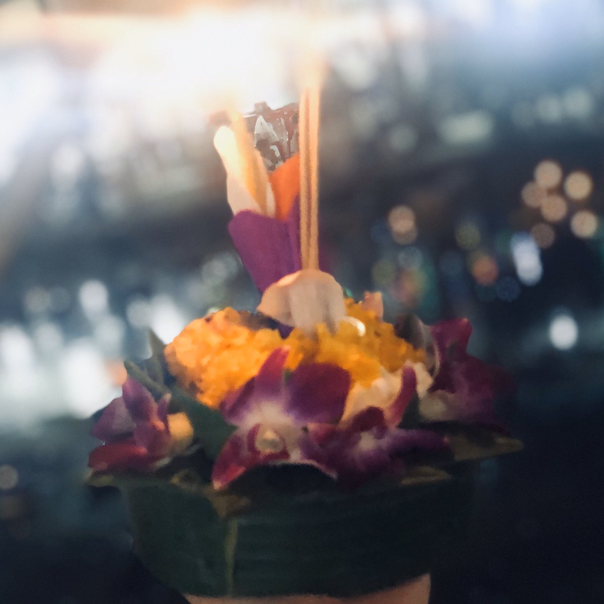 jordsabuy's tweet photo. ฉันจะพาเธอ��อย...ลอยกระทงกันเถอะค่ะ 😘 ค้นหาที่จอดรถได้ก่อนใคร🤩
สมัครสมาชิกเลย https://t.co/53HYP7DrYZ
มาเป็นเพื่อนกันเถอะ LINE ID: @jordsabuy
#ที่จอดที่ใช่จอดสบาย #ลอยกระทง2562  #ลอยกระทง2019  #สุขสันต์วันลอยกระทง https://t.co/ybHGefcTGx
