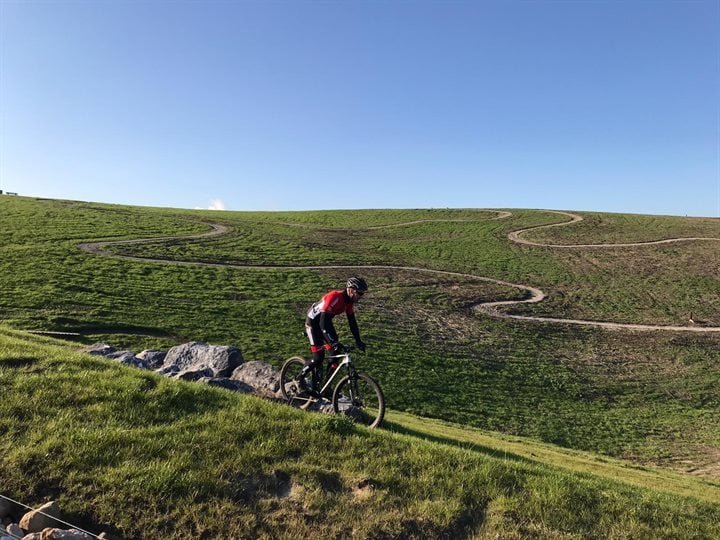 ProvDrenthe's tweet photo. De #VAMberg is een trekpleister van formaat. Een plek waar tegenwoordig -naast fietsers- ook wandelaars, mountainbikers en ruiters terecht kunnen. En waar in de toekomst nog meer mooie dingen staan te gebeuren. 

Wat precies? Dat lees je in dit artikel:
➡️ https://t.co/oIC10eDazI https://t.co/0lL8XwjO4u