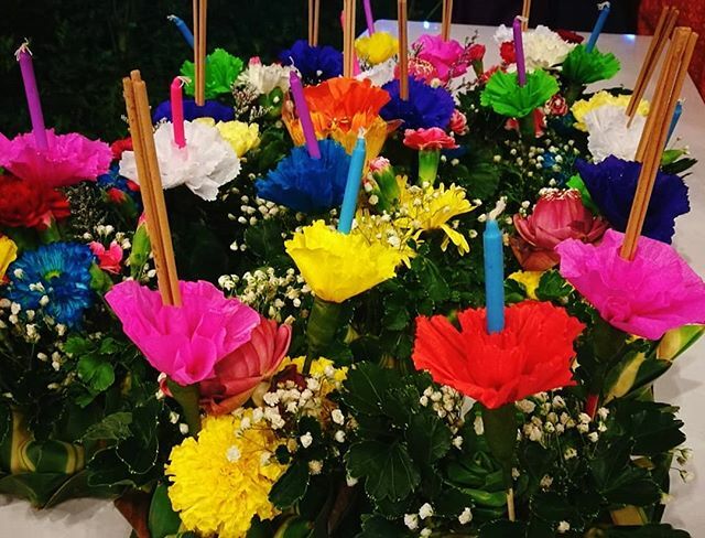 WeekenderBK_en's tweet photo. Happy Loy Kratong to all of you! Have a wonderful night 😉😉😉

#ลอยกระทง #loykrathong #loykrathongfestival #ลอยกระทง2019 #asia #instagood #festival #flower #colourful #thailand #曼谷 #bangkok #バンコク #バンコクライフ #バンコク暮らし #ロイクラトン https://t.co/5nK4Bam1T5 https://t.co/VgfpcOQK2E