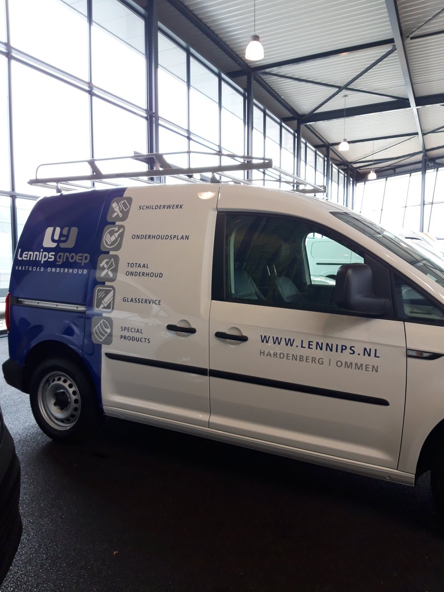 AutoCombi's tweet image. BESTICKERING l Work in progress 🚧 Nieuw ontwerp #autobestickering door @Alfabetreclame voor Lennips Groep.