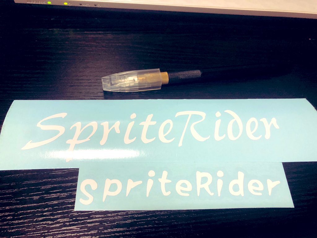 spriterider01's tweet photo. オレもバンチョウに久しぶりに会えるのが楽しみじゃ!!(๑• .̫ •๑)
平日ですが木曜日の夕方仙台泉2りんかんに出没しまーす( ゚ω゚)
この日限定ですがバンチョウ仕様SpriteRiderステッカー欲しい方がいましたら差し上げますのでお声掛け宜しくお願いします‼️
数量限定ですのでお早めに‼️
#SpriteRider https://t.co/NmJWLyiSUS