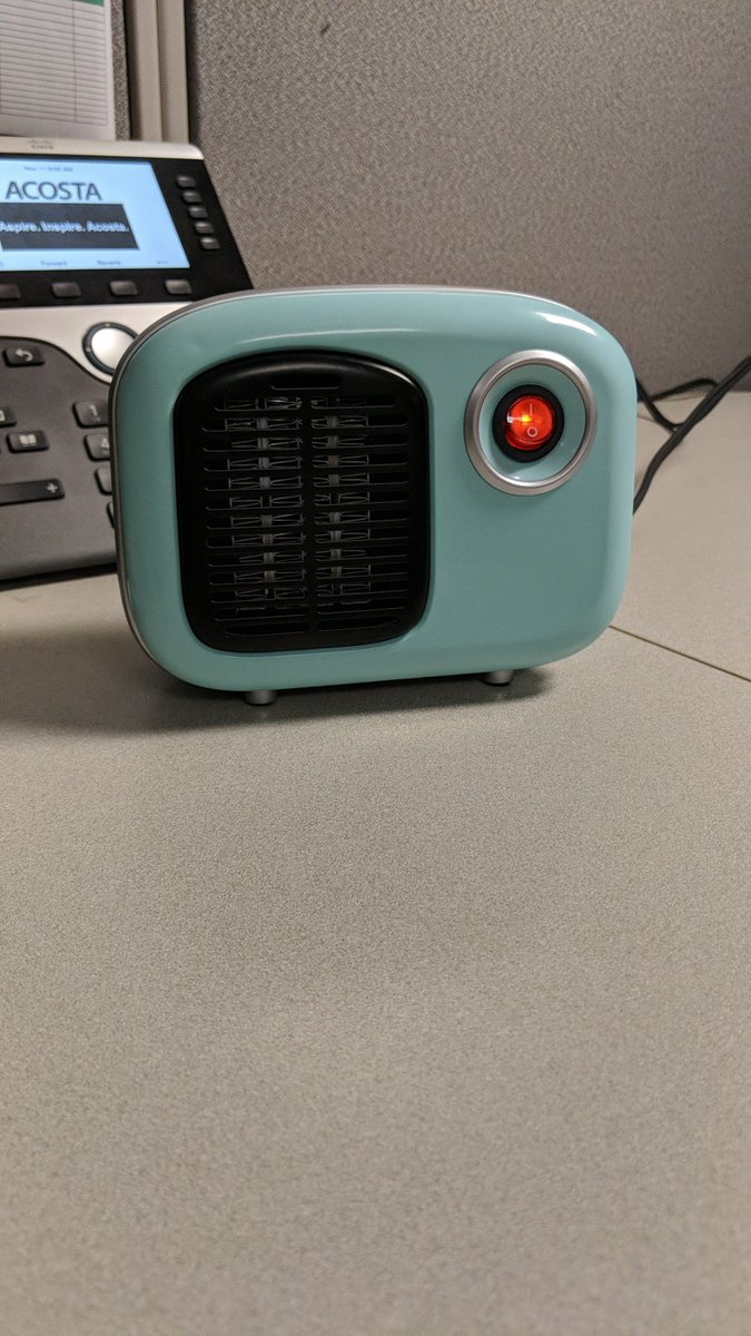 Sh0wTig3r's tweet image. I have my own little #retro looking heater for my work desk now. Since you know, my office wants to keep it below zero all the time! #twitch #officeproblems #sh0wtig3r