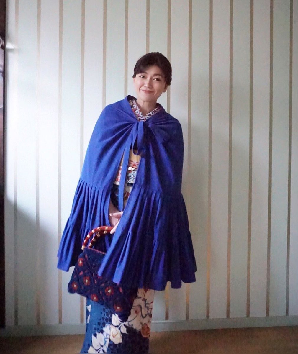 巻きスカートマント