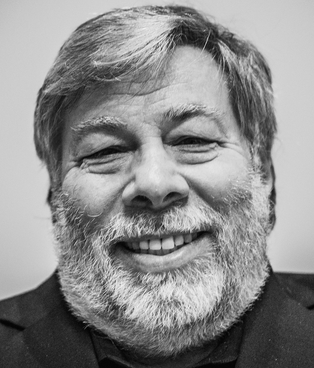 @stevewoz. Here we go. This guy's a real fuckin' champ. He practically invented the fucking Personal Computer. Before he invented the Apple I in 1976 there really wasn't anything like a "WYSIWYG" computer lying around. Computers were basically inaccessible to the layman.