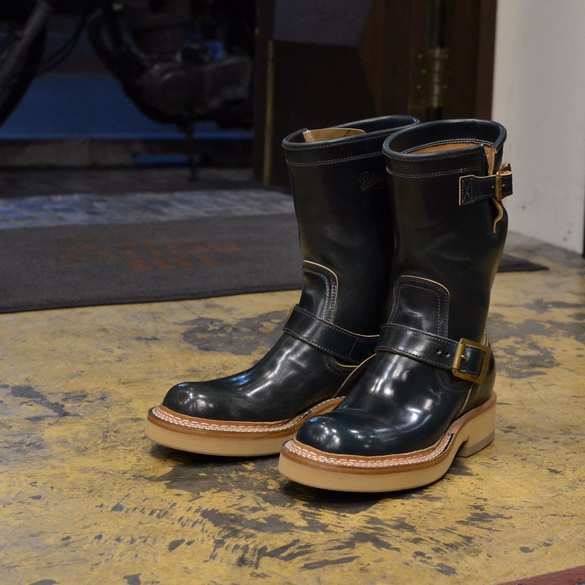 ブライス アイシードール　バンビ帽子 バンビ ハラコ エンジニアブーツ 革 ブライス アイシードール バンビ帽子 バンビ ハラコ エンジニアブーツ 革