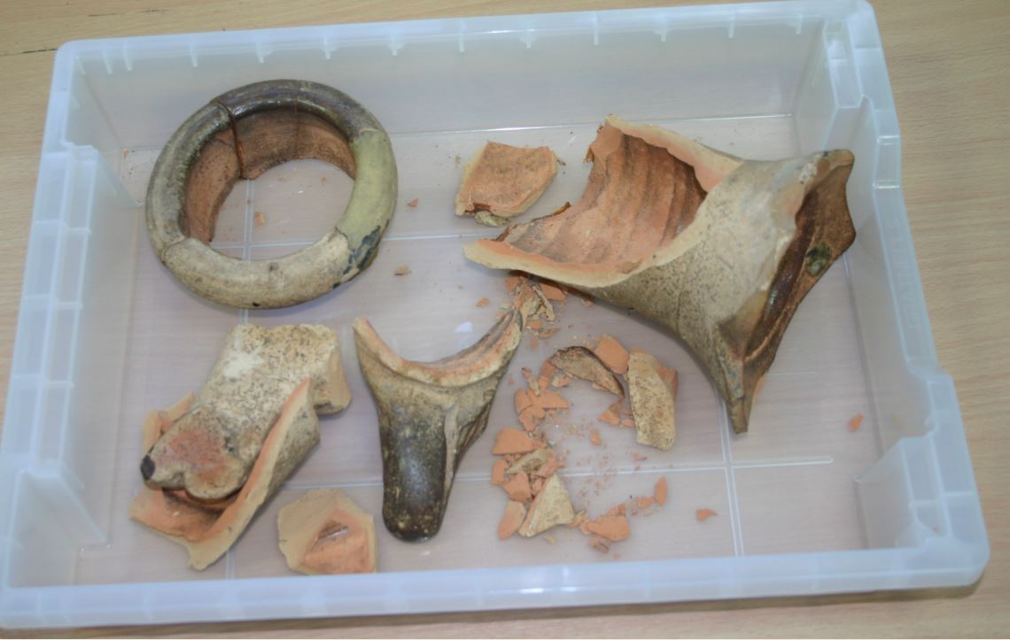 If anyone thinks their day is going worse than #CuratorRob's, they are almost certainly wrong.

#OpenDisplay