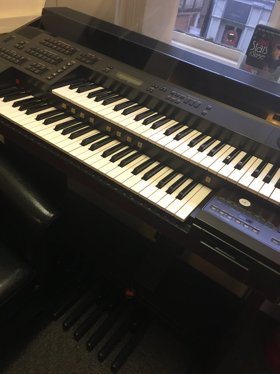 leighmusicangel's tweet image. #YamahaEL40 + #YamahaEL70 for sale ⁦@DMSMusicSchool⁩ with #1stLessonFREE 💗🎶 ⁦@LoveSolihull⁩ ⁦@solihullhour⁩ ⁦@SWACoventry⁩ ⁦@LeamingtonHour⁩ ⁦@TalentedLadies⁩ #AdultLearning #KeyboardTuition #Music #Education