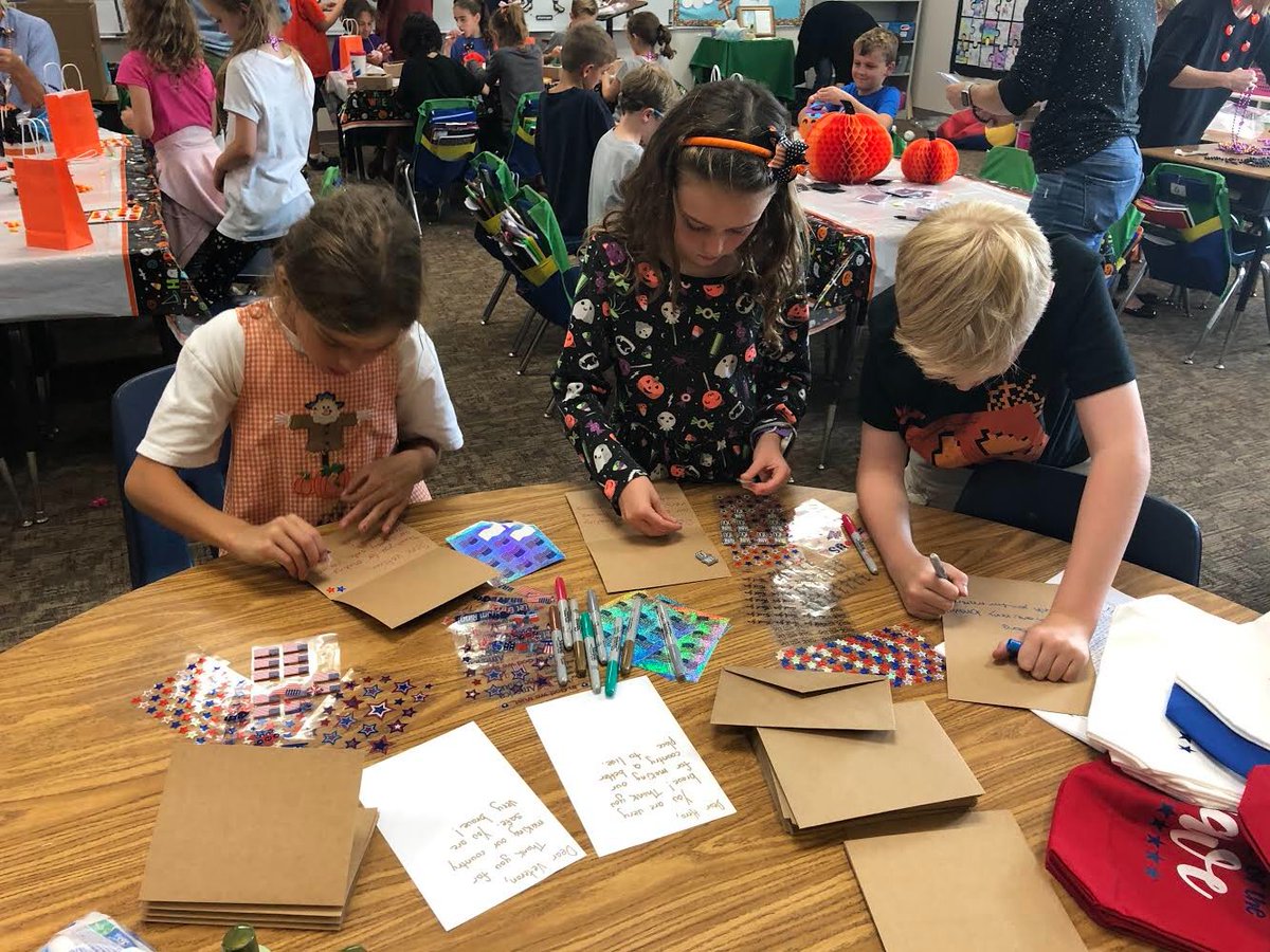 StMattWildcats's tweet photo. St. Matthew loves our veterans!! 3C made cards and sent goodie bags full of needed items to the VA hospital. Thank you and God bless our veterans. #faithandfriends #stmattwildcats https://t.co/nmVdk5dVId